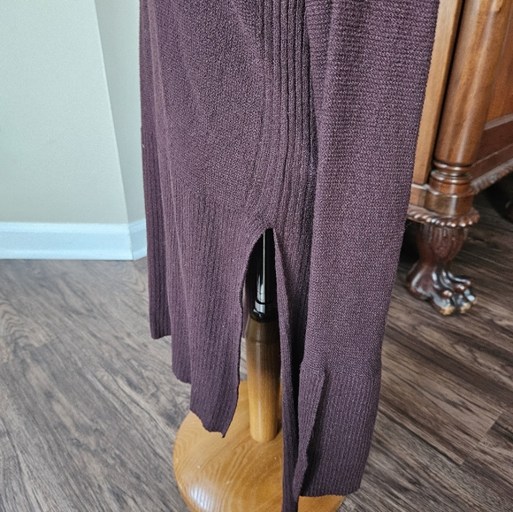 Free People Plum Burgundy Sweater Size XS - Picture 3 of 4